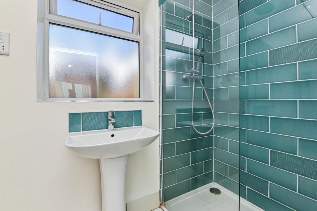 Additional image 11 of Robins Lane, FROME