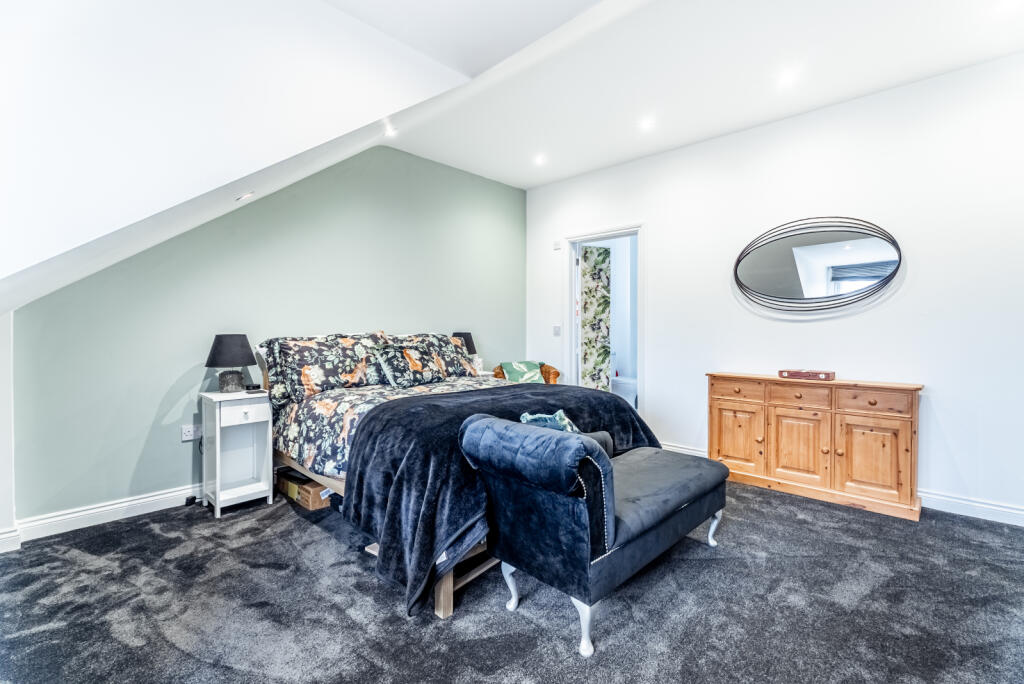 Additional image 18 of Oakwood Road, Bricket Wood, St. Albans, Hertfordshire, AL2