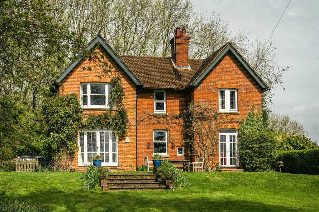 Main image of property: Snelsmore, Newbury, RG14