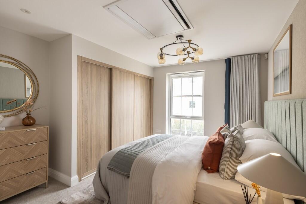 Main image of property: PEGASUS LYMINGTON GATE,
1-44 PEGASUS GATE,
STANFORD HILL,
LYMINGTON,
SO41 8DE