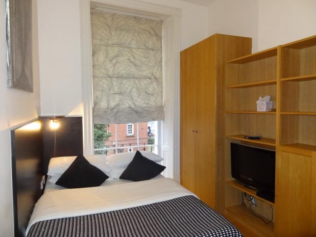 Cartwright Gardens, Bloomsbury, London, WC1H