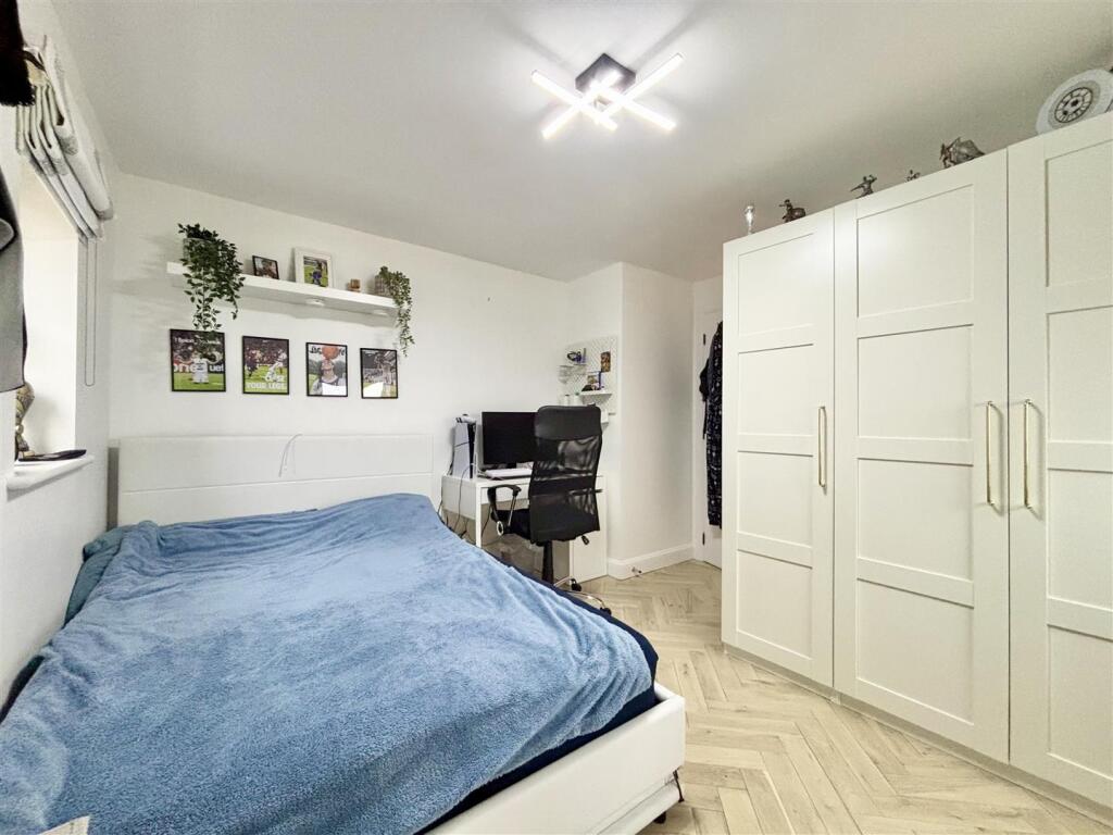 Additional image 16 of Viaduct View, Clayton, Bradford