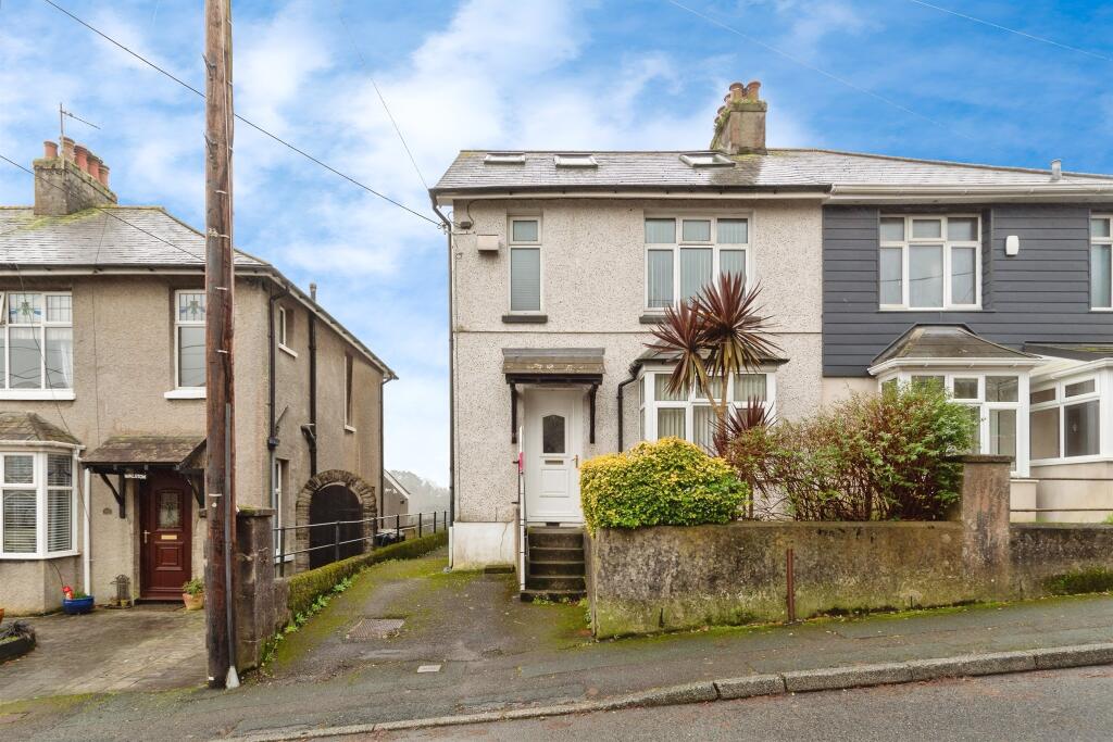 4-bed semi-detached on Lucas Lane, Plymouth, £325,000
