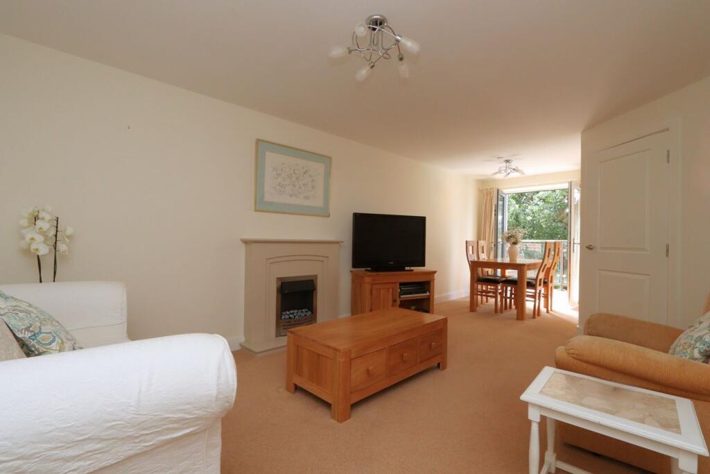 Apartment in Stockport - View 4