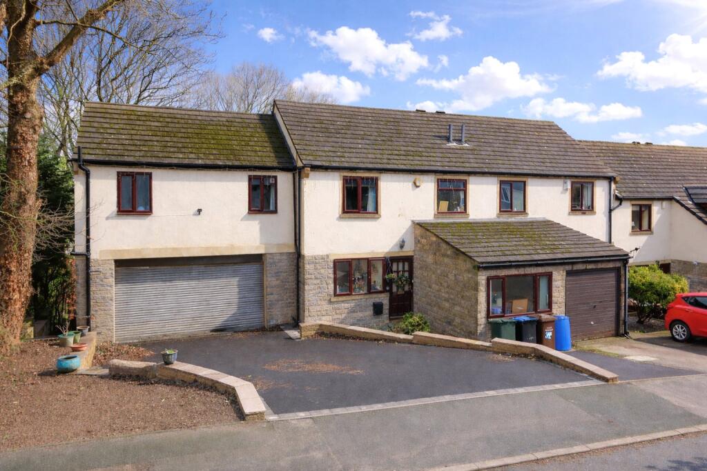 4-bed terraced on Cliffe Lane South, Baildon, Shipley, West Yorkshire, BD17, £295,000