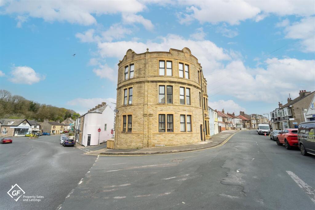 2-bed flat on 43 Woborrow Road, £165,000
