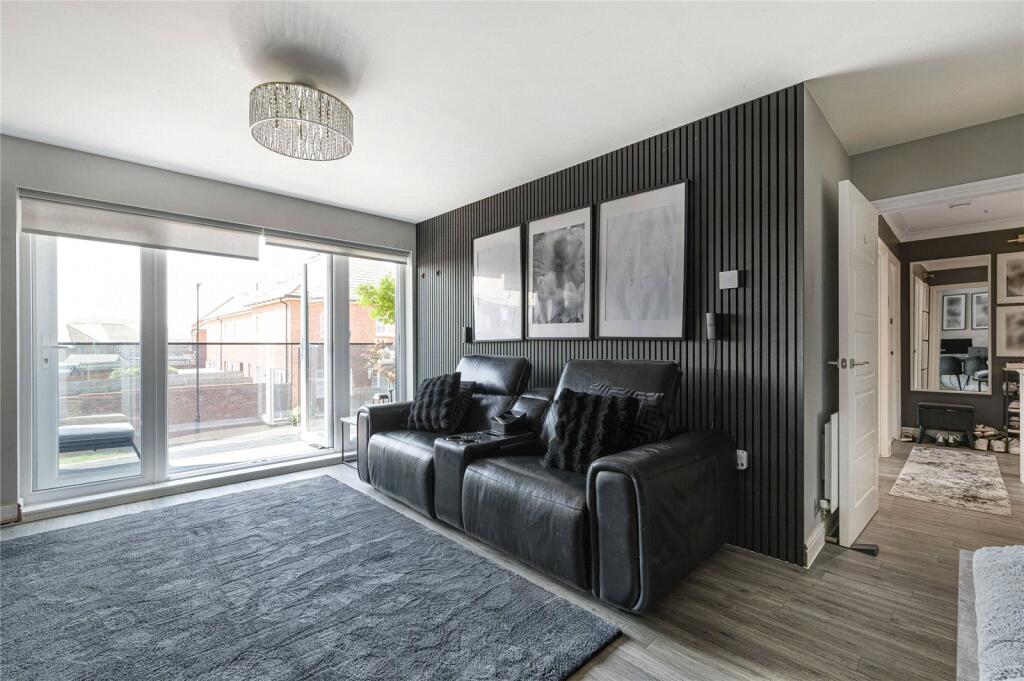Apartment in Dartford, Ebbsfleet Green, Ebbsfleet Valley - View 5
