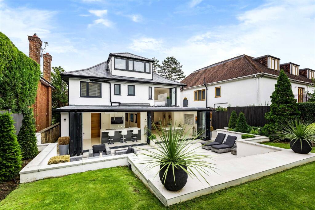 House in St Albans - More