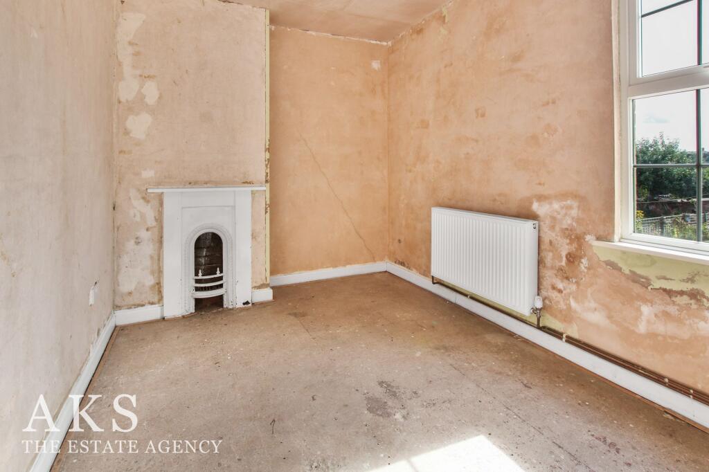 House in East Staffordshire, Tutbury - View 3