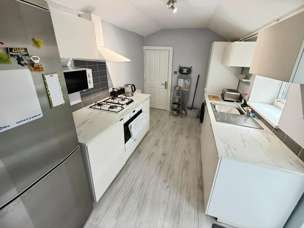 House in Cardiff - View 4