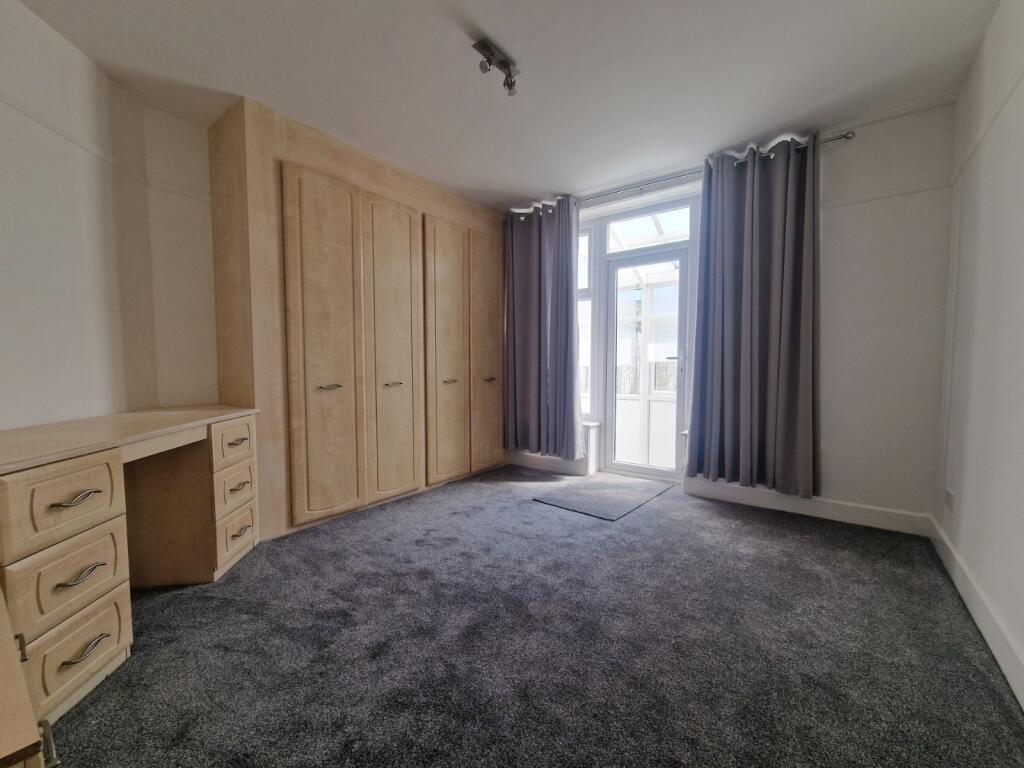 Apartment in Portsmouth - View 5