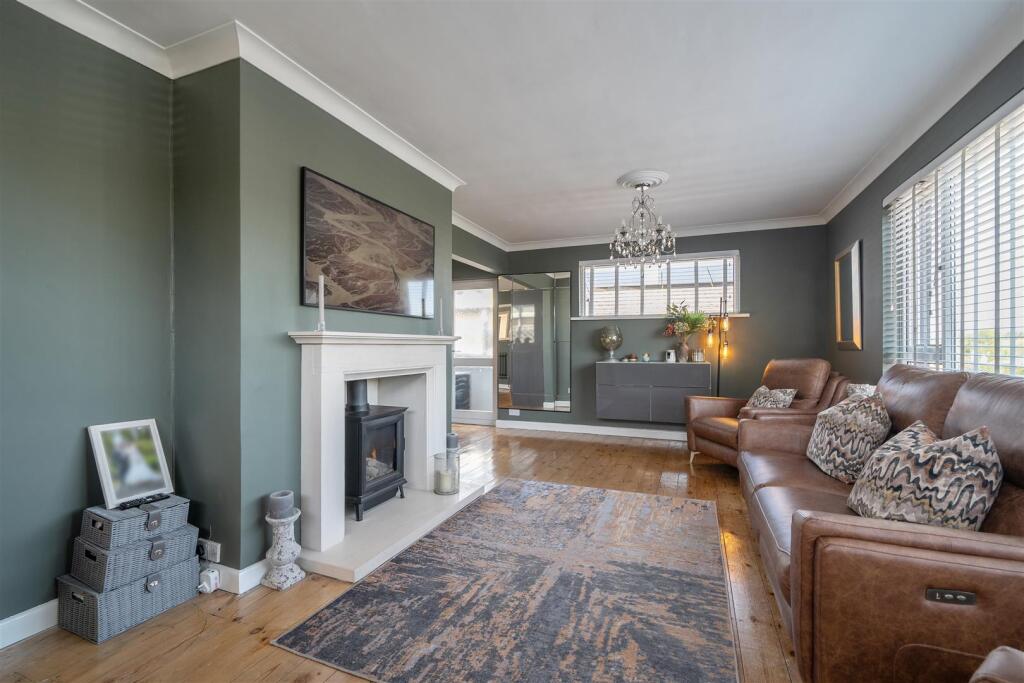 Peters Crescent, Marldon, Paignton photo 4