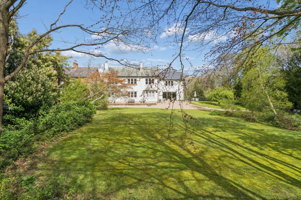 Main image of property: South View Road, Gerrards Cross, Buckinghamshire, SL9