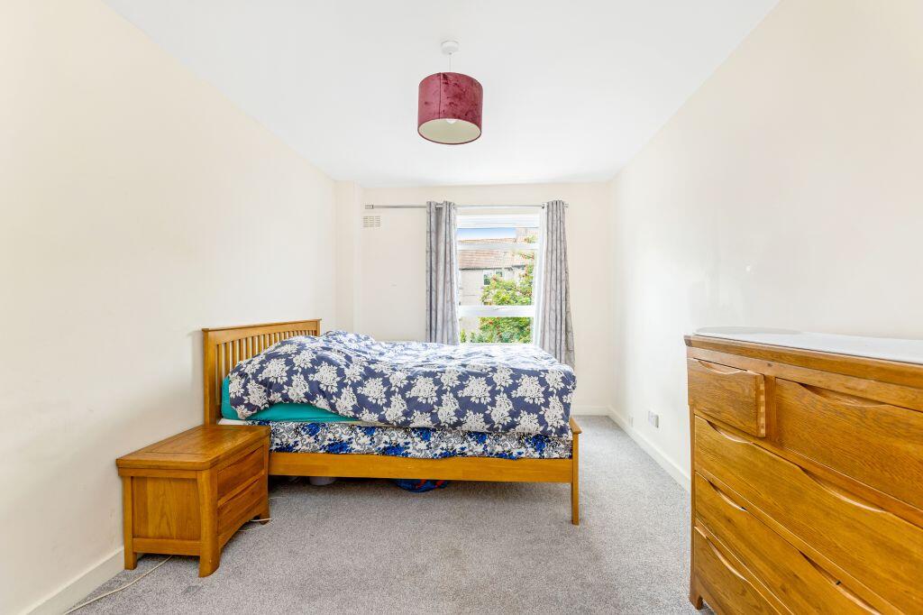 House in Edinburgh - View 5