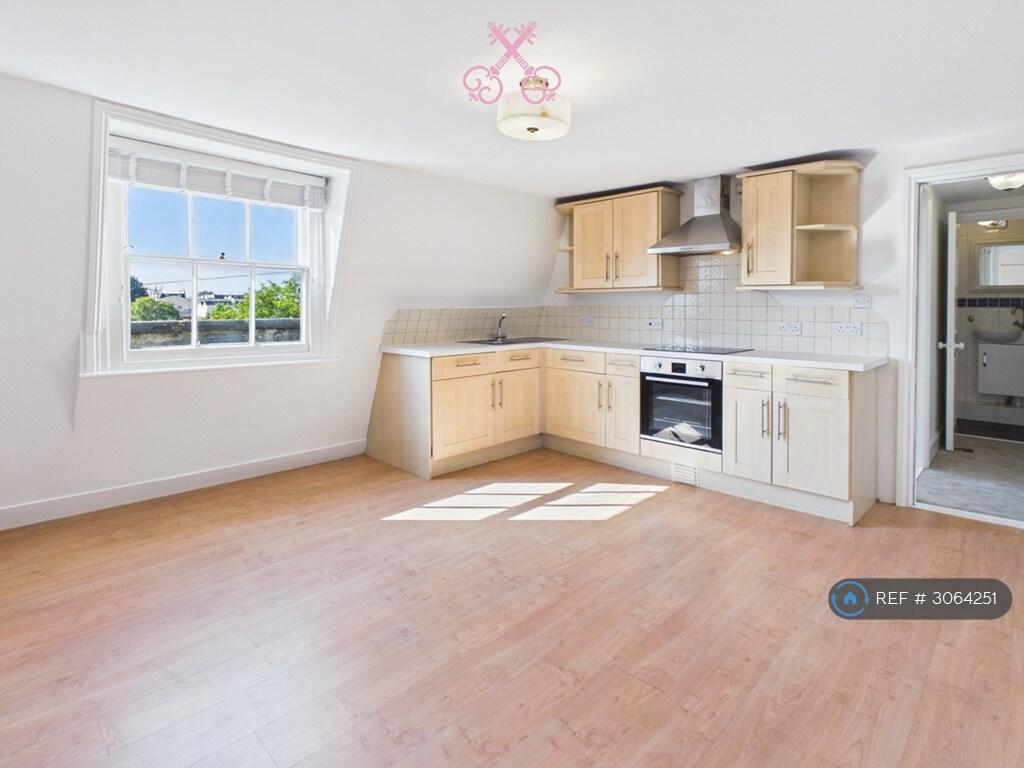 Main image of property: St Johns Villa, Cheltenham, GL52