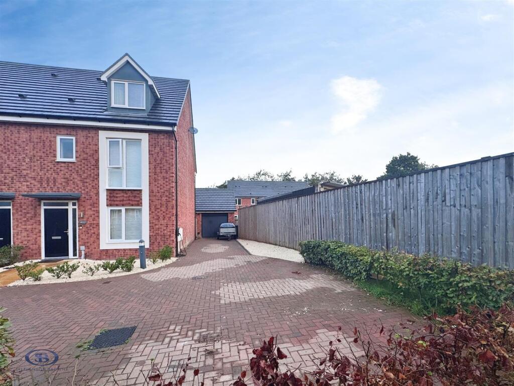 Main image of property: Gordon Road, Blythe Bridge, Stoke-On-Trent