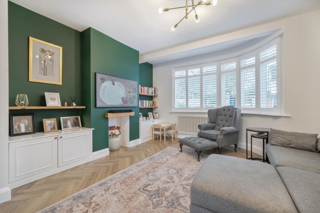 House in Bromley - View 2