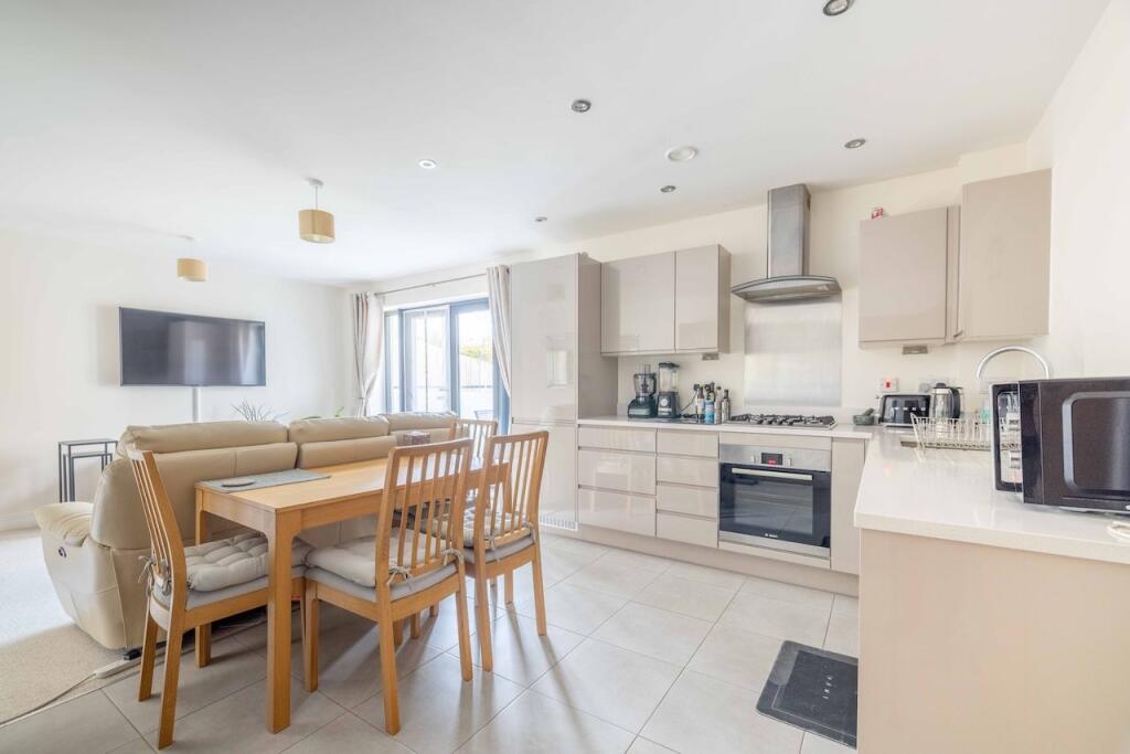 Main image of property: Institute Road, Taplow, SL6