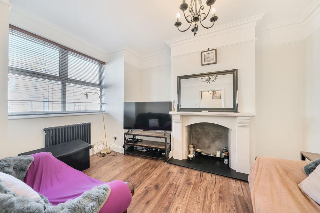 Stopford Road, Gillingham, Kent. ME7 - View 6