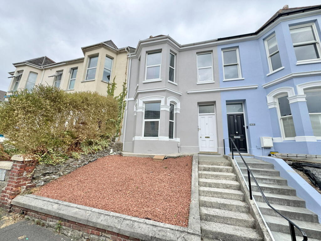 4-bed terraced on Hill Crest, Mannamead, Plymouth, PL3 4RW, £375,000
