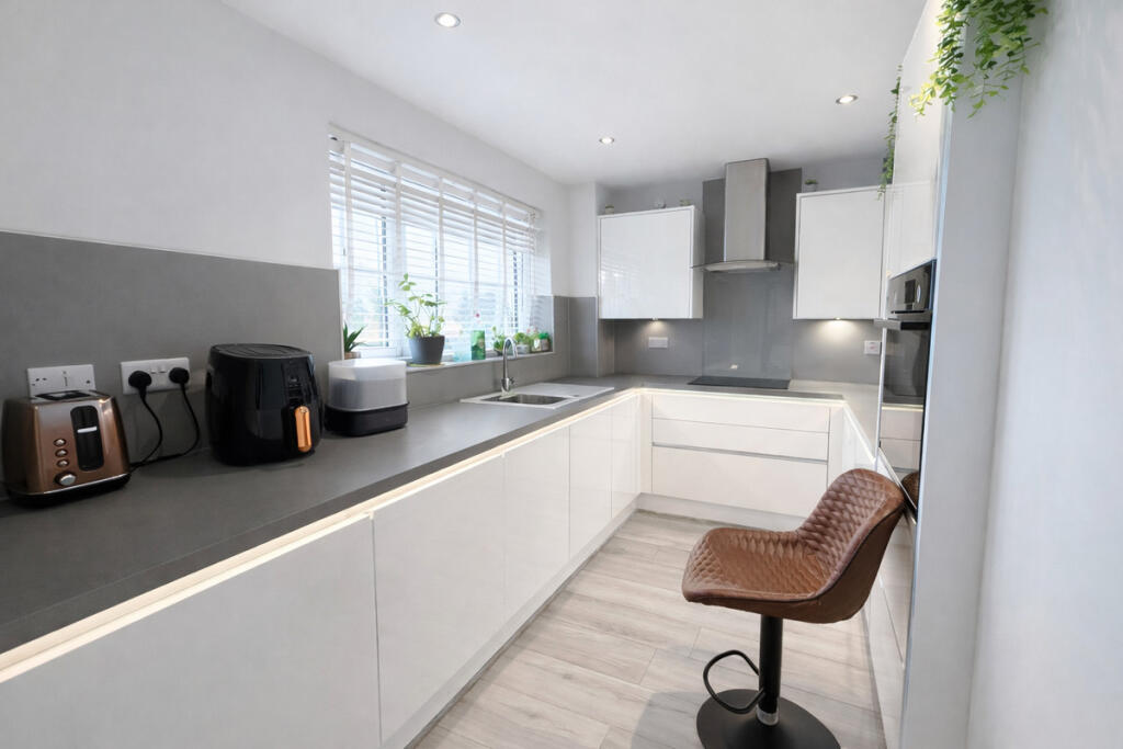 Main image of property: Welcombe Avenue, Swindon, SN3 2