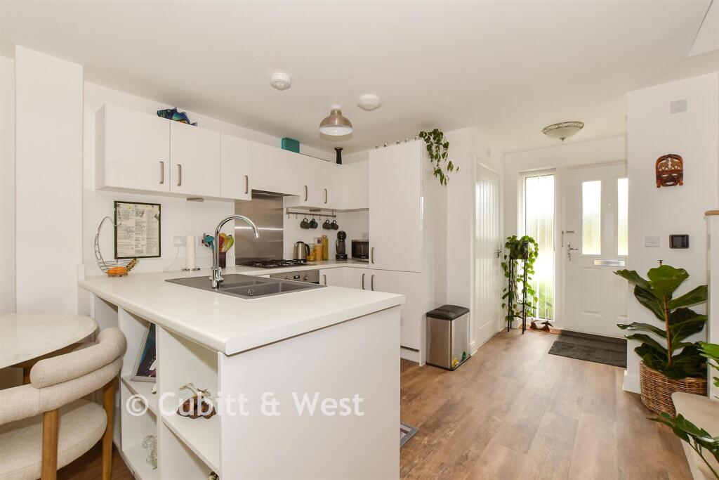 House in Arun, Pagham - More