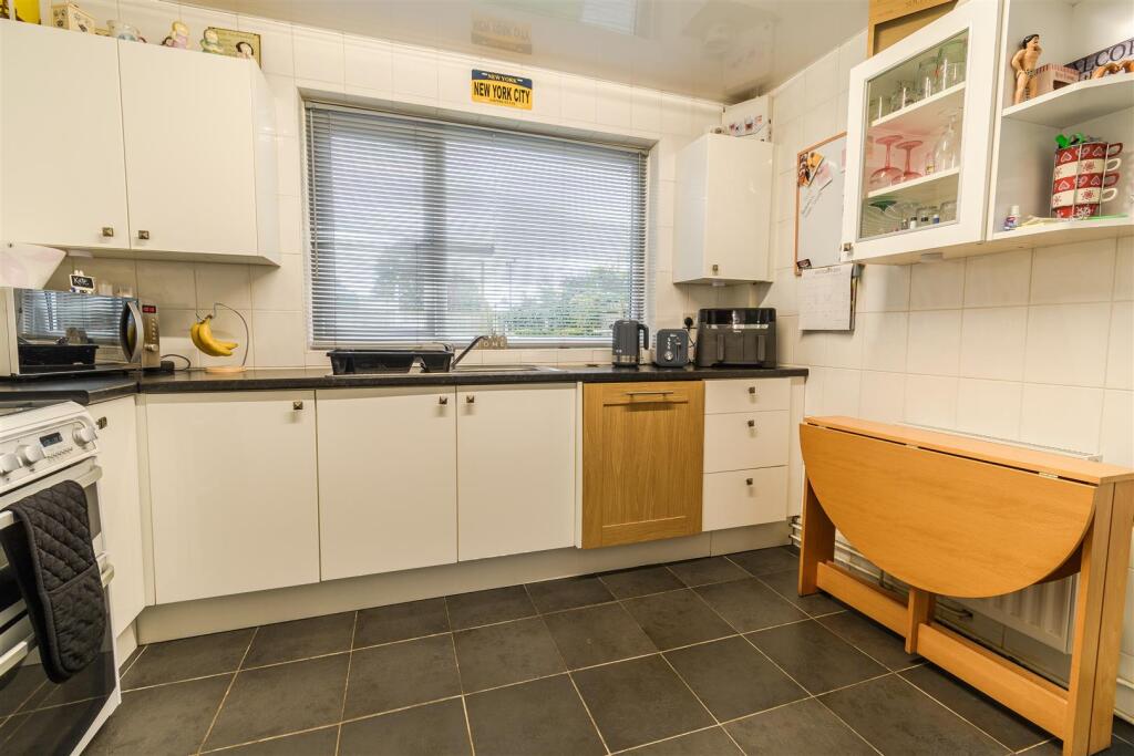 House in Barry, Colcot - View 4