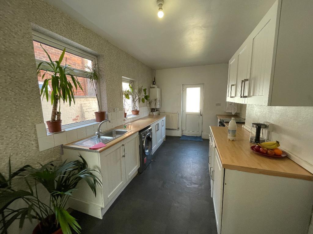 House in Hull, Kingston upon Hull - View 4