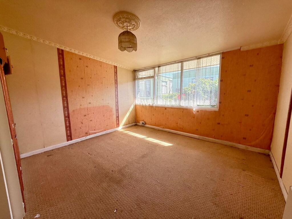 Swn Y Mor, Llewelyn Drive, Fairbourne, LL38 2DQ photo 5