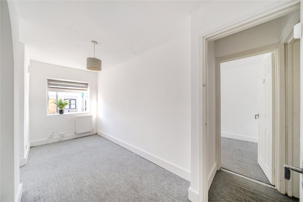 Langthorne Road, London photo 2