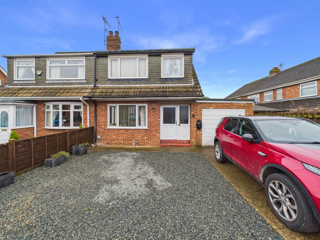 Main image of property: 144 The Mount, Driffield, YO25 5JL