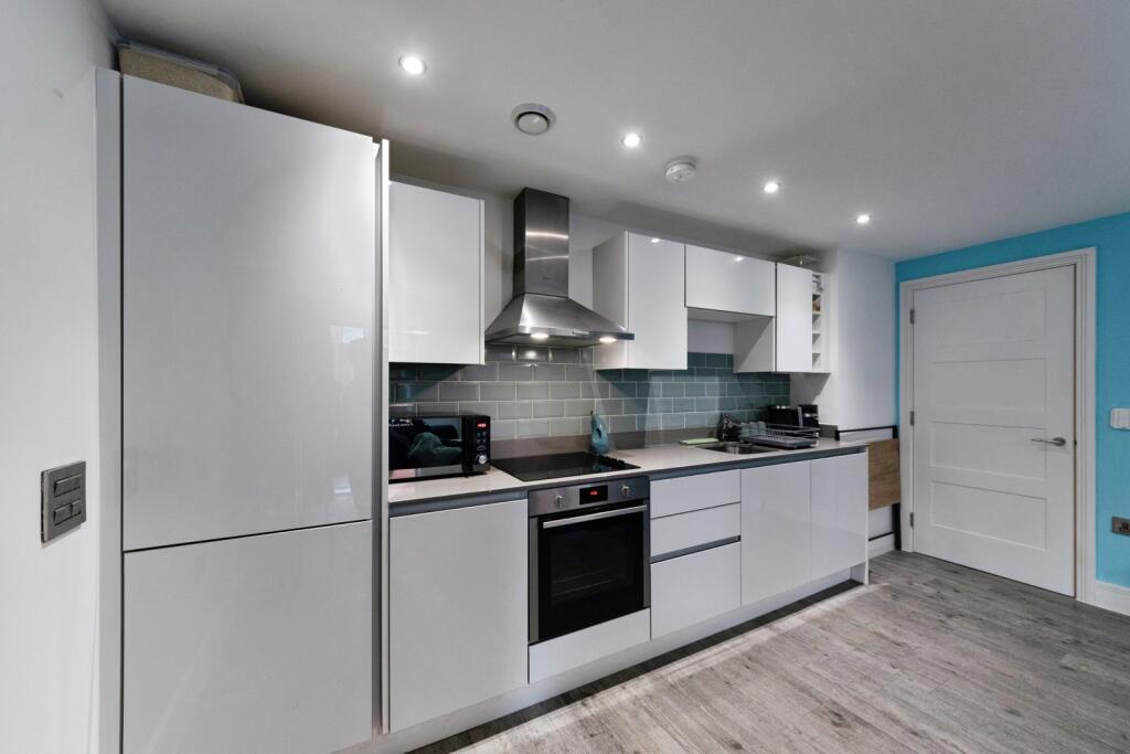 Additional image 3 of Alcester Road, Moseley, West Midlands, B13