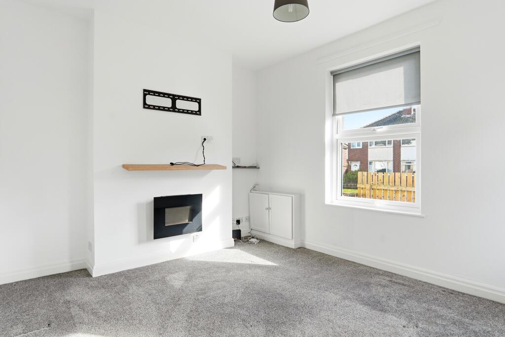 Leeds Road, Leeds, LS25 photo 3