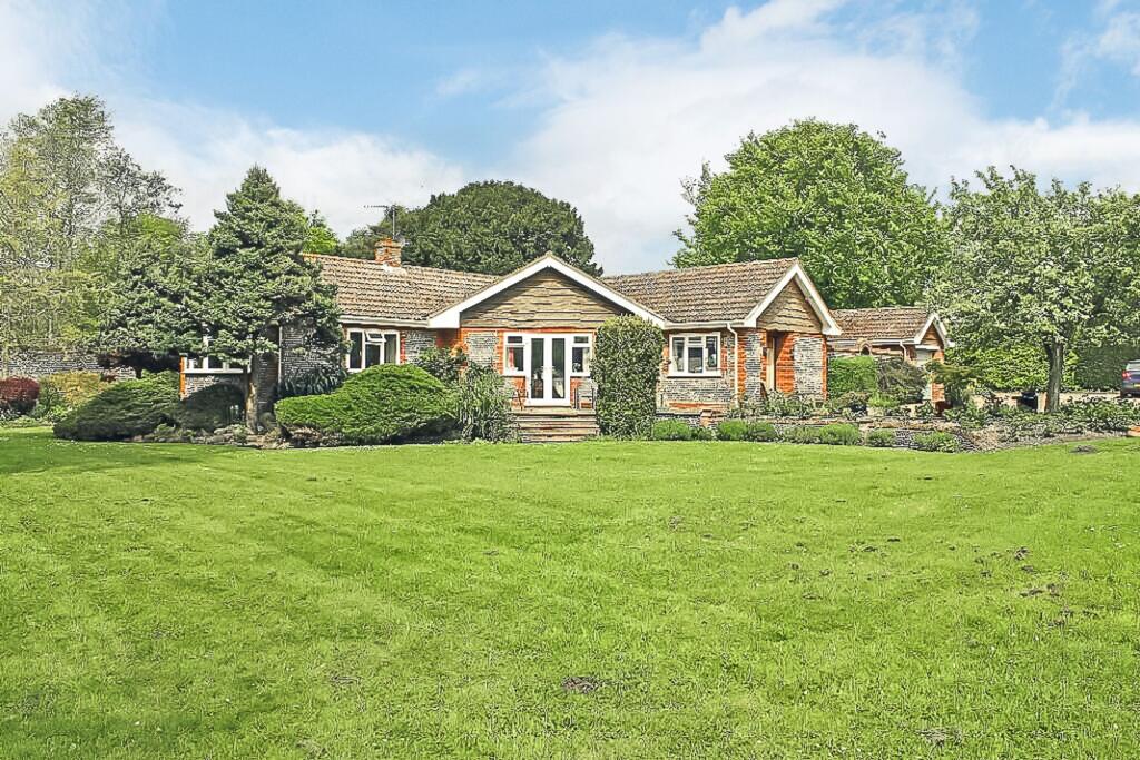Main image of property: Saxlingham