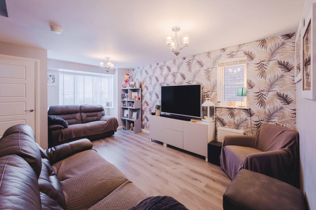 House in Swindon - View 5