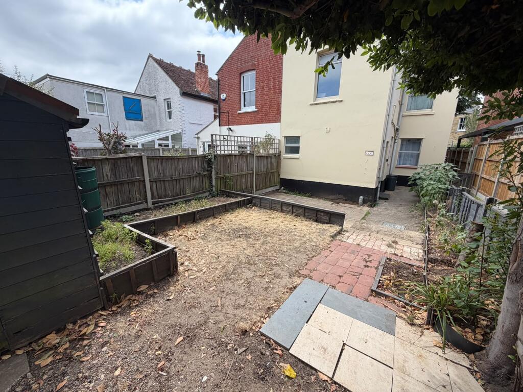 Apartment in Colchester, Essex - View 2