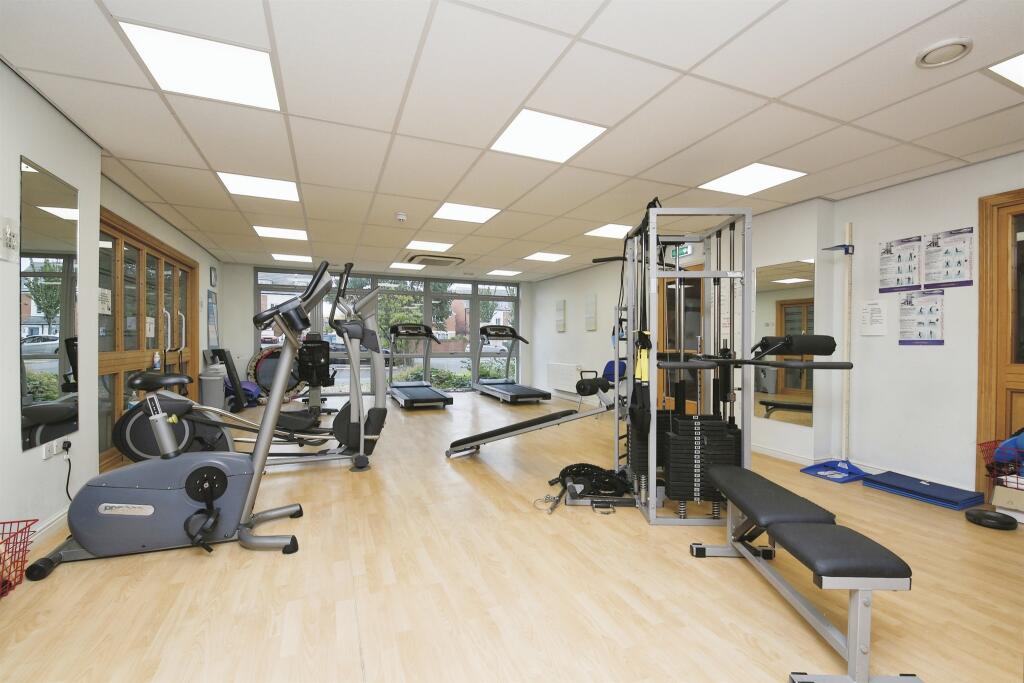 Apartment in Stockton-on-Tees, Hartlepool - View 5