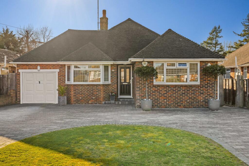 Main image of property: Sea Lane Gardens, Ferring, Worthing, West Sussex, BN12