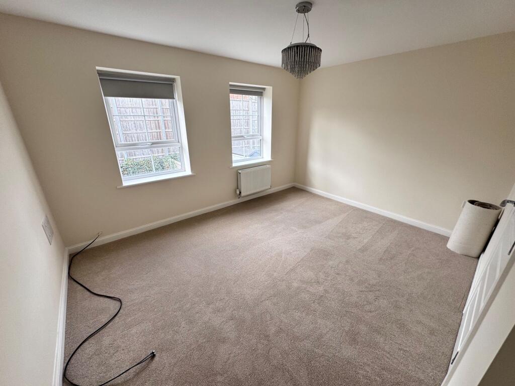 House in Stockport - View 4