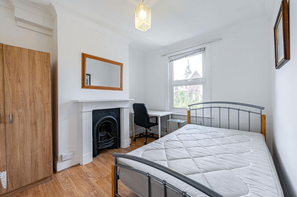 Bertrand Street, Lewisham, London, SE13 - View 4