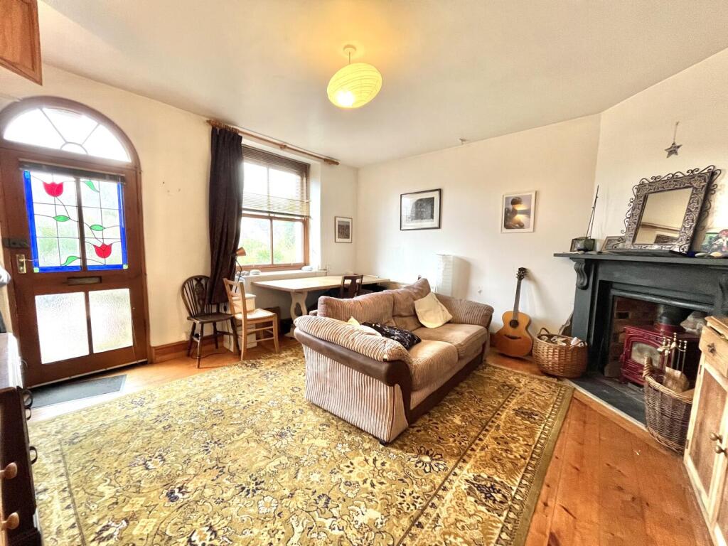 Whitehall, Watchet photo 2
