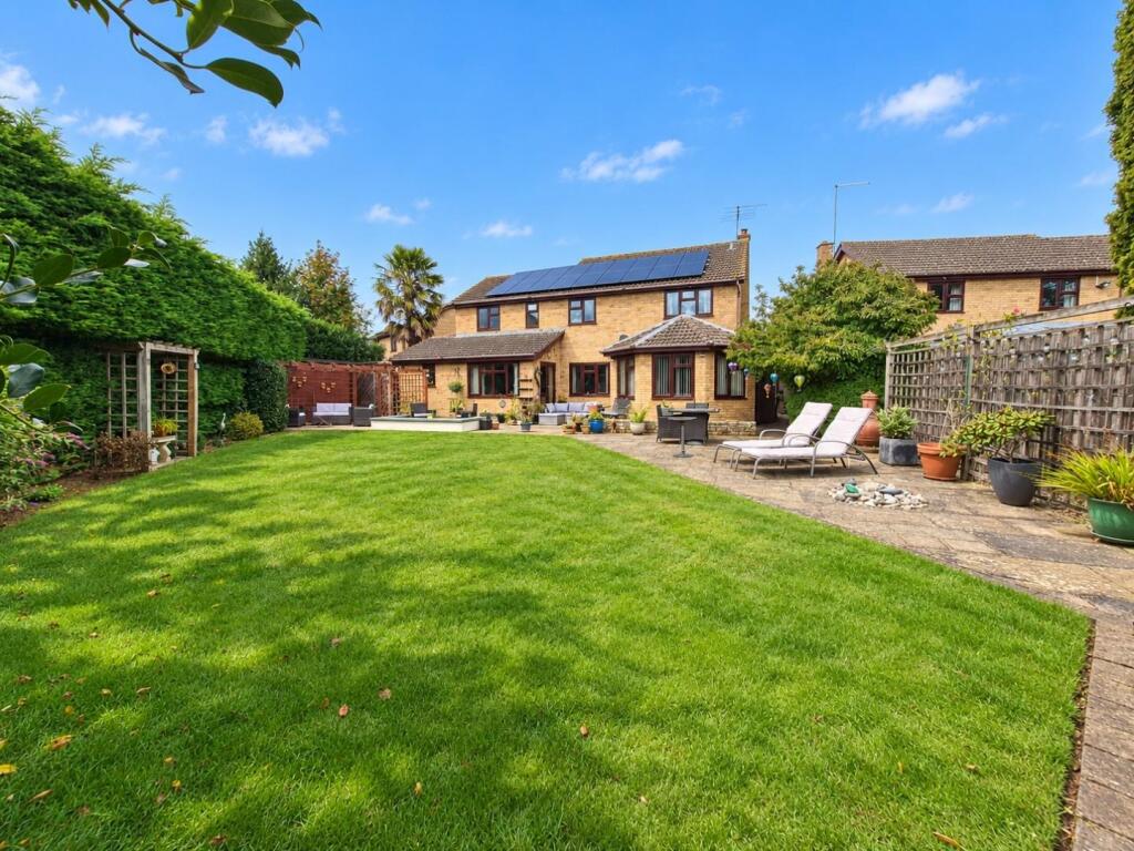 House in Northampton - View 2