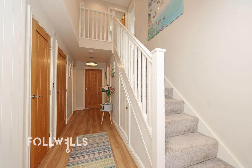 House in Newcastle-under-Lyme, Audley Rural - More