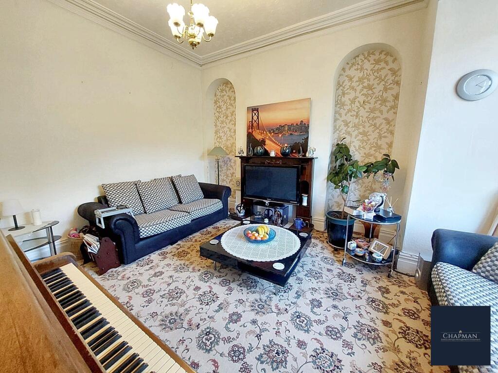 House in Porth, Cymmer - View 3