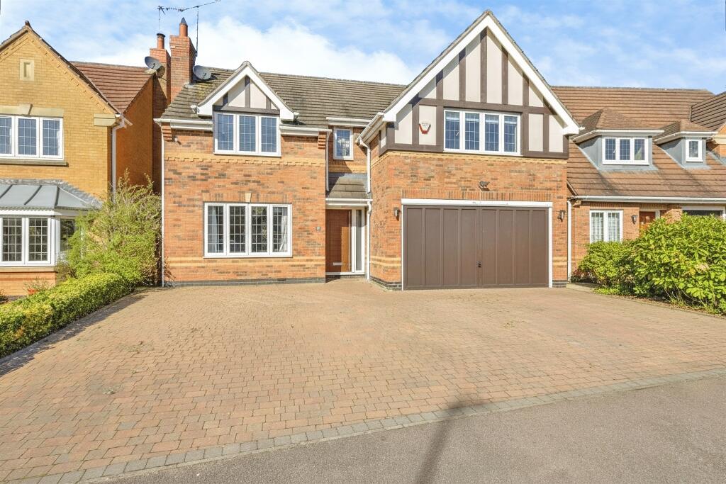 Main image of property: Lynmore Close, Northampton