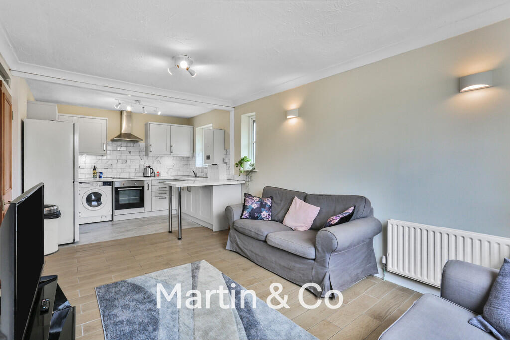 Apartment in Croydon - View 4