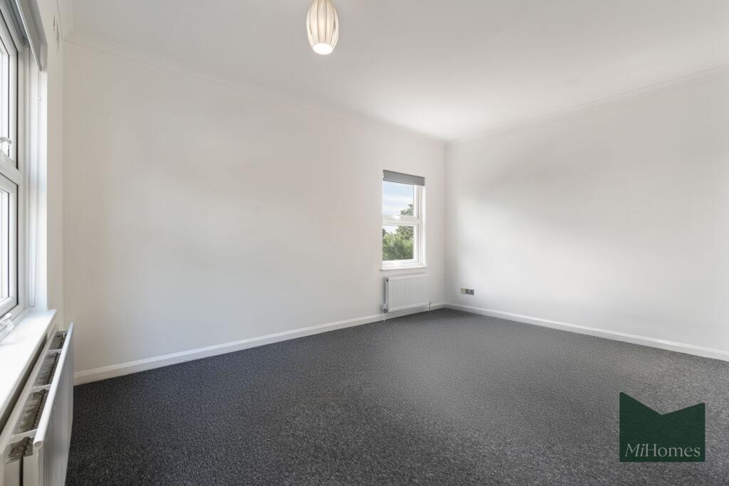 Apartment in London - View 3