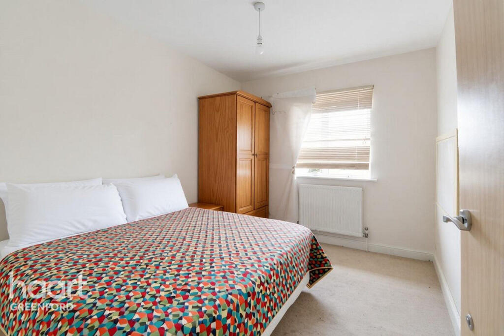 House in London, Greenford - View 3