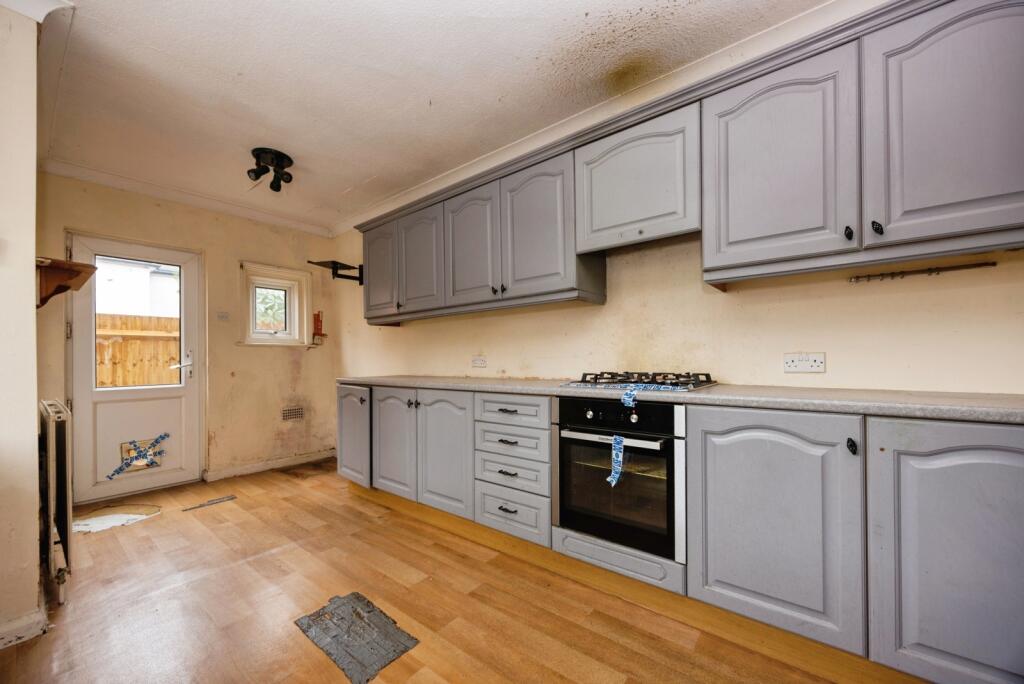 House in Waverley, Godalming - View 2