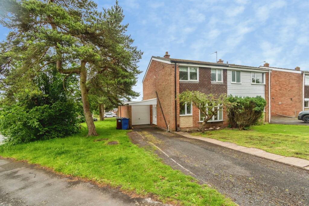 Main image of property: Orchard Avenue, Shoal Hill, Cannock